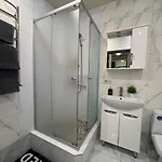 Vip Avalon чорновола 16-є *